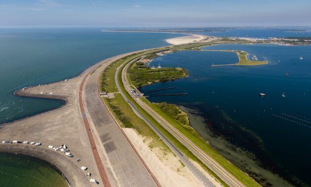 Luchtfoto Grevelingen - Brouwersdam