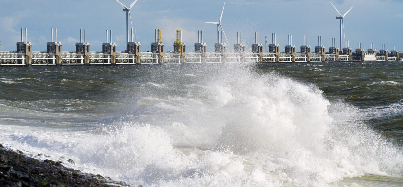 Zuidwestelijke Delta - Oosterscheldekering bij storm