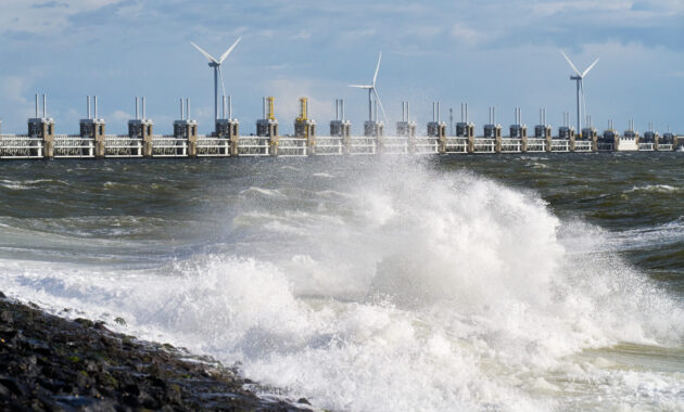 Zuidwestelijke Delta - Oosterscheldekering bij storm